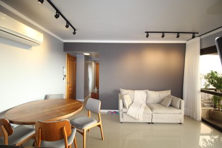 Apartamento à venda com 73m², 2 quartos e 2 vagasSala