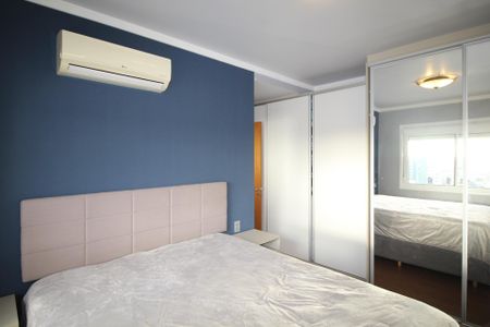 Apartamento à venda com 73m², 2 quartos e 2 vagasSuíte 1