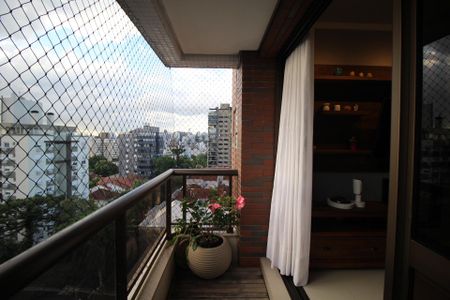 Apartamento à venda com 73m², 2 quartos e 2 vagasSacada