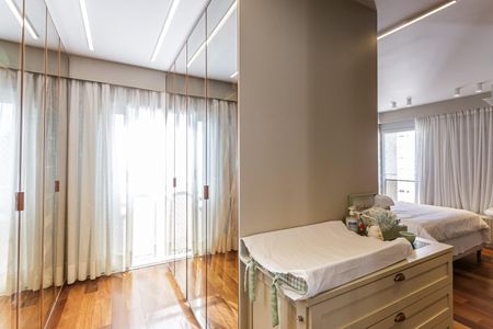 Apartamento à venda com 193m², 2 quartos e 3 vagasCloset da suíte
