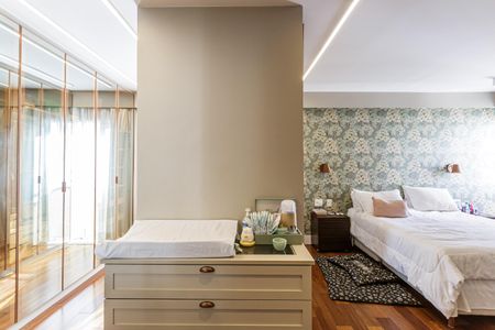 Apartamento à venda com 193m², 2 quartos e 3 vagasQuarto Suíte