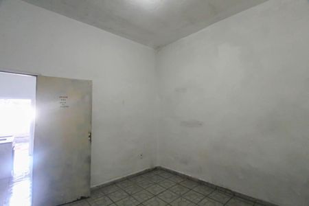 Quarto de casa para alugar com 1 quarto, 36m² em Jardim Santa Teresinha, São Paulo