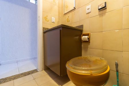 Banheiro de casa de condomínio à venda com 1 quarto, 80m² em Vila Madalena, São Paulo