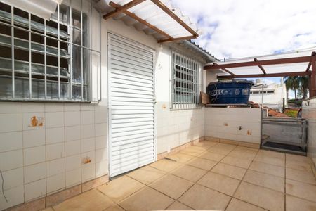 Casa de condomínio à venda com 80m², 1 quarto e 1 vagaÁrea de Serviço