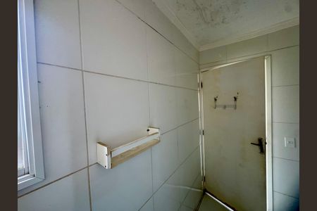 Apartamento para alugar com 52m², 2 quartos e sem vagaBanheiro