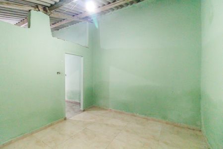 Suíte de casa para alugar com 1 quarto, 24m² em Jardim Maia, São Paulo