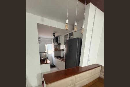 Cozinha de apartamento à venda com 2 quartos, 45m² em Estância Velha, Canoas