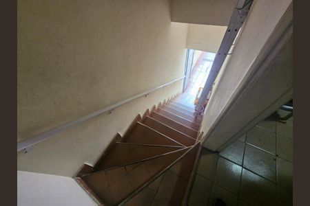 Casa à venda com 135m², 5 quartos e 3 vagasFoto 01