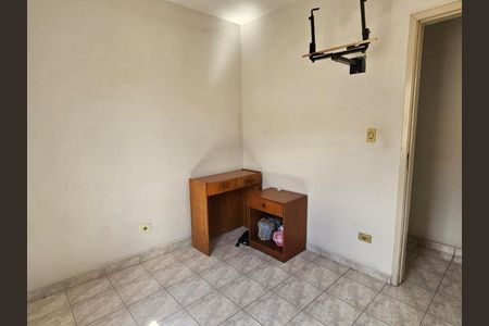 Foto 01 de casa à venda com 5 quartos, 135m² em Jardim Santa Emilia, São Paulo