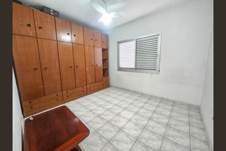 Foto 01 de casa à venda com 5 quartos, 135m² em Jardim Santa Emilia, São Paulo