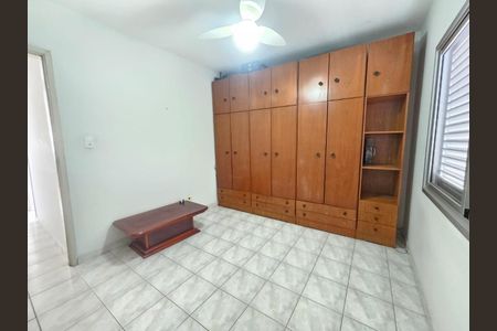 Foto 01 de casa à venda com 5 quartos, 135m² em Jardim Santa Emilia, São Paulo