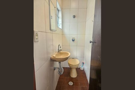 Casa à venda com 135m², 5 quartos e 3 vagasFoto 01