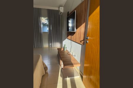 Quarto de casa de condomínio para alugar com 3 quartos, 400m² em Q 13, Brasília