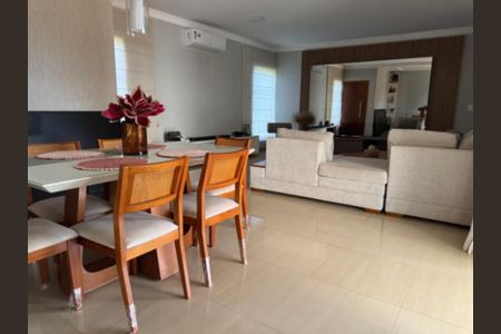 Sala de jantar de casa de condomínio para alugar com 3 quartos, 400m² em Q 13, Brasília