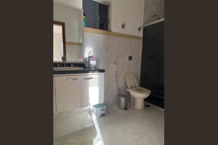 Casa de condomínio para alugar com 400m², 3 quartos e 2 vagasBanheiro