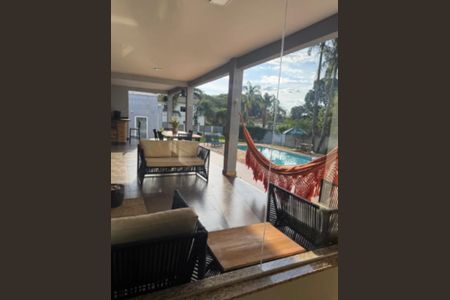 Casa de condomínio para alugar com 400m², 3 quartos e 2 vagasÁrea externa