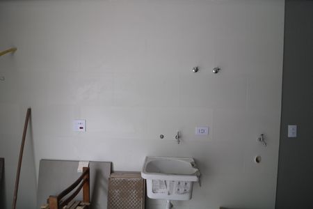 Casa à venda com 103m², 2 quartos e sem vagaÁrea de Serviço