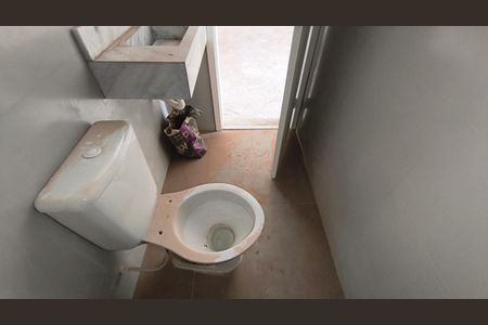 Studio à venda com 25m², 1 quarto e sem vaga Studio à venda com 25m², 1 quarto e sem vagaBanheiro Social