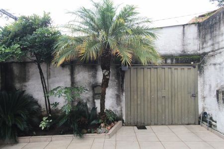 Casa à venda com 200m², 4 quartos e 4 vagasGaragem