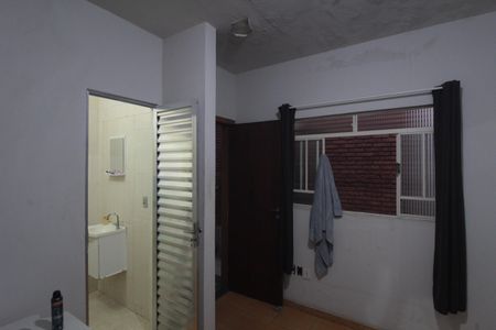 Casa para alugar com 200m², 4 quartos e 4 vagasSuite