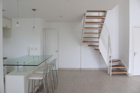 Apartamento à venda com 74m², 1 quarto e 2 vagasSala