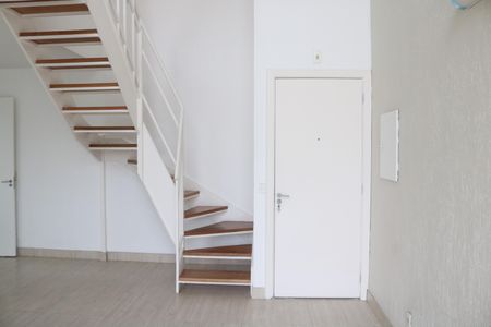 Apartamento à venda com 74m², 1 quarto e 2 vagasSala