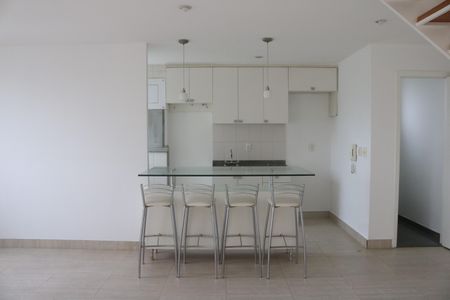 Sala de apartamento para alugar com 1 quarto, 74m² em Pompeia, São Paulo