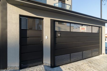 Casa à venda com 114m², 2 quartos e 4 vagasFachada