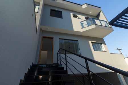 Casa à venda com 114m², 2 quartos e 4 vagasEntrada Social