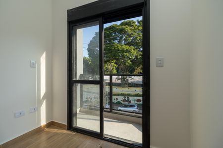 Casa à venda com 114m², 2 quartos e 4 vagasVaranda da Suíte 1
