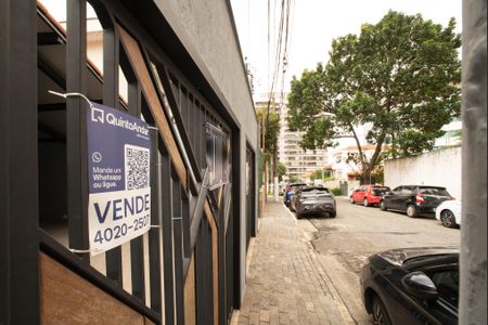 Casa à venda com 194m², 4 quartos e 3 vagasFrente
