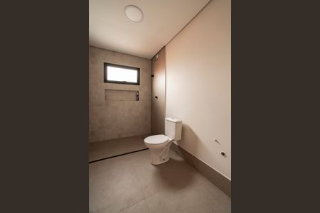 Casa à venda com 194m², 4 quartos e 3 vagasEdícula - Banheiro