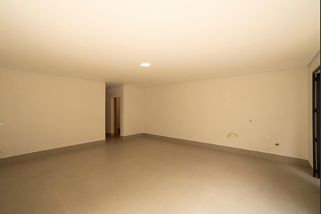Casa à venda com 194m², 4 quartos e 3 vagasSala/Cozinha