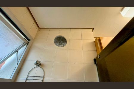 Apartamento à venda com 38m², 1 quarto e 1 vagaBanheiro