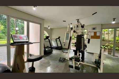 Apartamento à venda com 38m², 1 quarto e 1 vagaAcademia