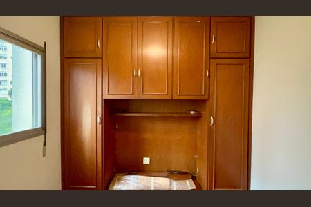 Apartamento à venda com 38m², 1 quarto e 1 vagaQuarto