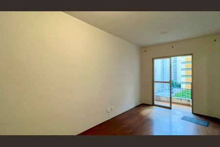 Apartamento à venda com 38m², 1 quarto e 1 vagaSala