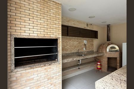 Apartamento para alugar com 149m², 2 quartos e 2 vagas Apartamento para alugar com 149m², 2 quartos e 2 vagasÁrea comum - Churrasqueira