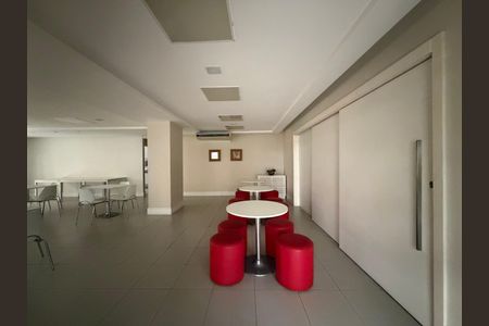Apartamento para alugar com 149m², 2 quartos e 2 vagas Apartamento para alugar com 149m², 2 quartos e 2 vagasÁrea comum