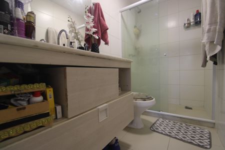 Apartamento à venda com 149m², 2 quartos e 2 vagasBanheiro da suíte