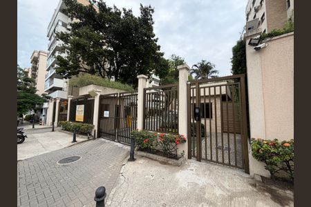 Apartamento para alugar com 149m², 2 quartos e 2 vagas Apartamento para alugar com 149m², 2 quartos e 2 vagasFachada