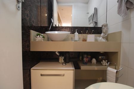 Apartamento à venda com 149m², 2 quartos e 2 vagasLavabo