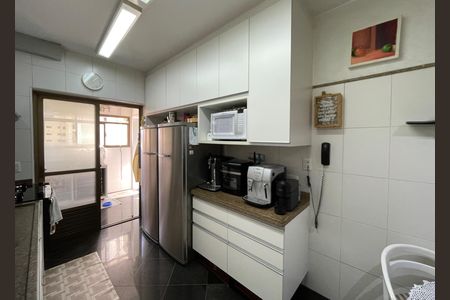 Apartamento à venda com 147m², 3 quartos e 3 vagasCozinha - Armários