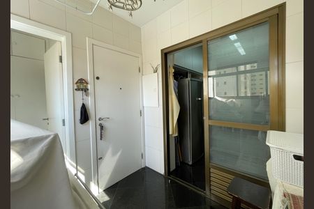 Apartamento à venda com 147m², 3 quartos e 3 vagasÁrea de Serviço