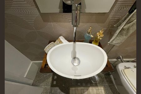 Apartamento à venda com 147m², 3 quartos e 3 vagasLavabo
