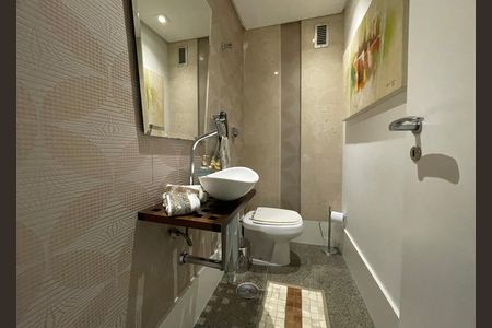 Apartamento à venda com 147m², 3 quartos e 3 vagasLavabo