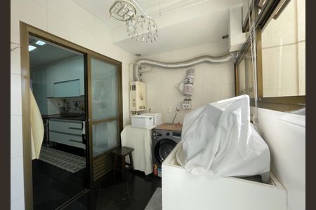 Apartamento à venda com 147m², 3 quartos e 3 vagasÁrea de Serviço