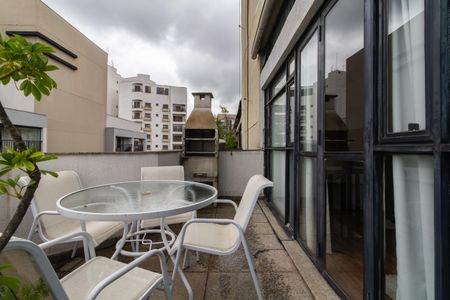 Apartamento para alugar com 100m², 1 quarto e 1 vagaVaranda