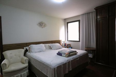 Apartamento à venda com 200m², 4 quartos e 3 vagasSuíte