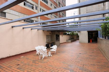 Apartamento à venda com 200m², 4 quartos e 3 vagasÁrea comum - Churrasqueira
